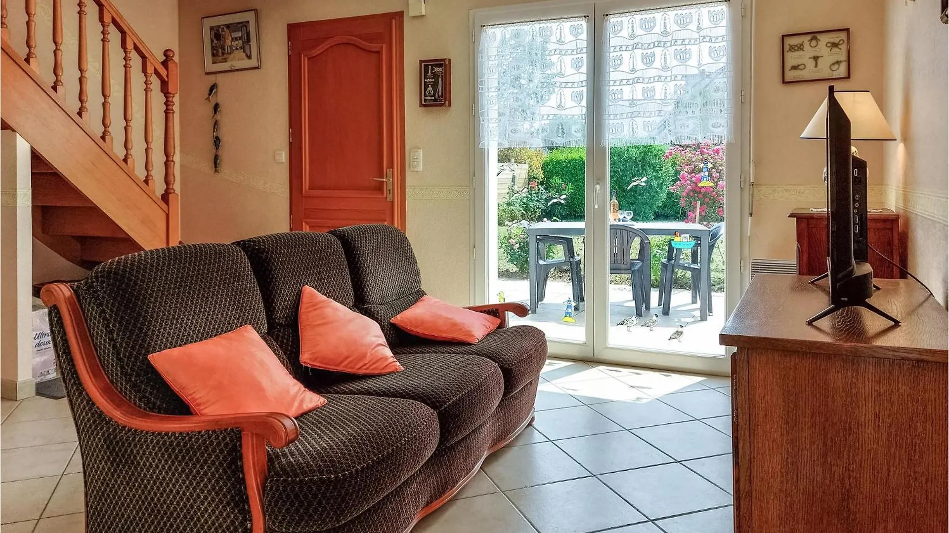Lovely Home In Clohars-Carnoet With Kitchen