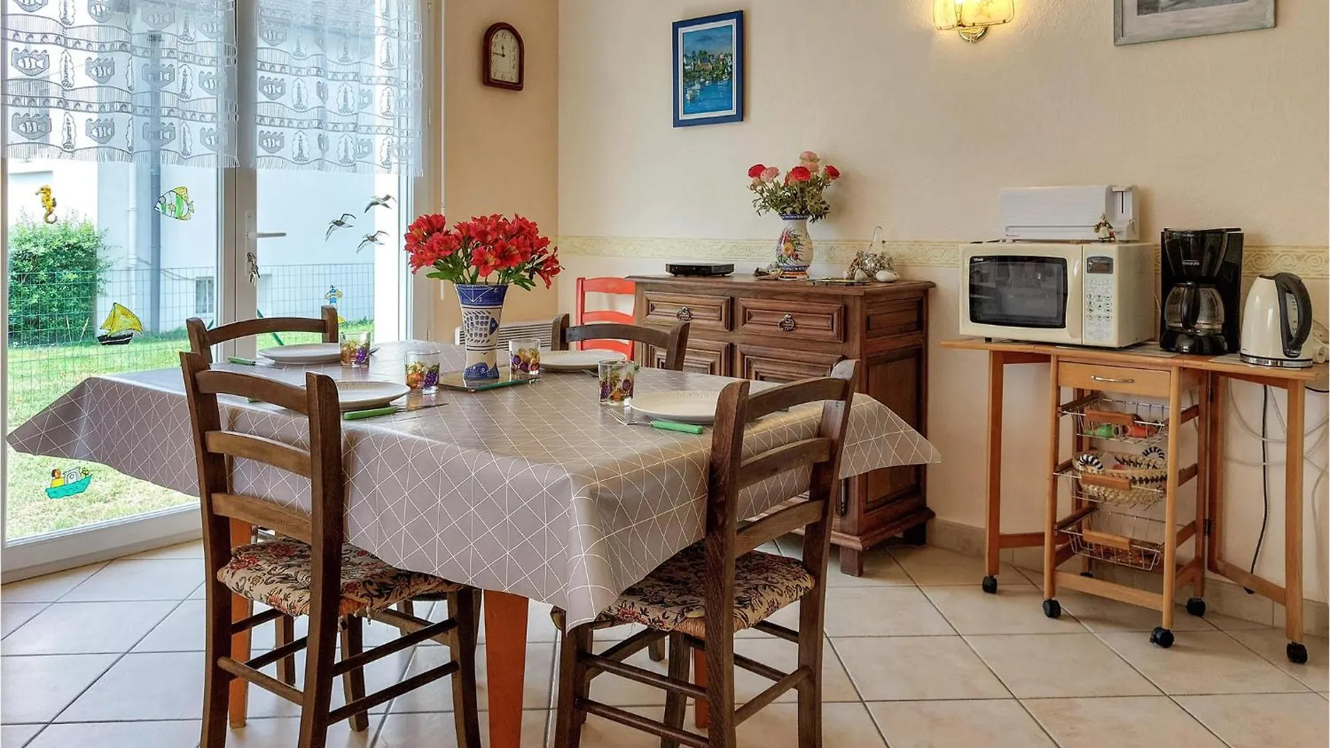 Lovely Home In Clohars-Carnoet With Kitchen 0*,